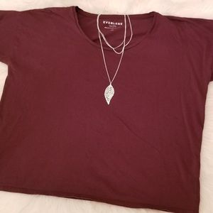 Everlane burgundy tshirt